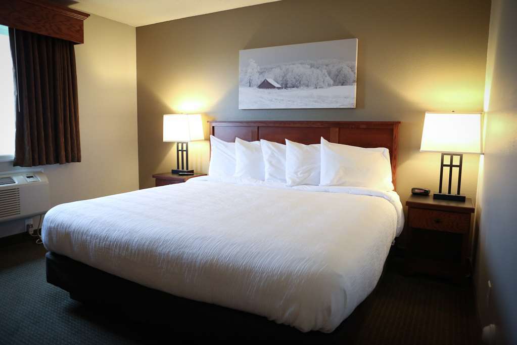 Grandstay Hotel And Suites Perham Room photo